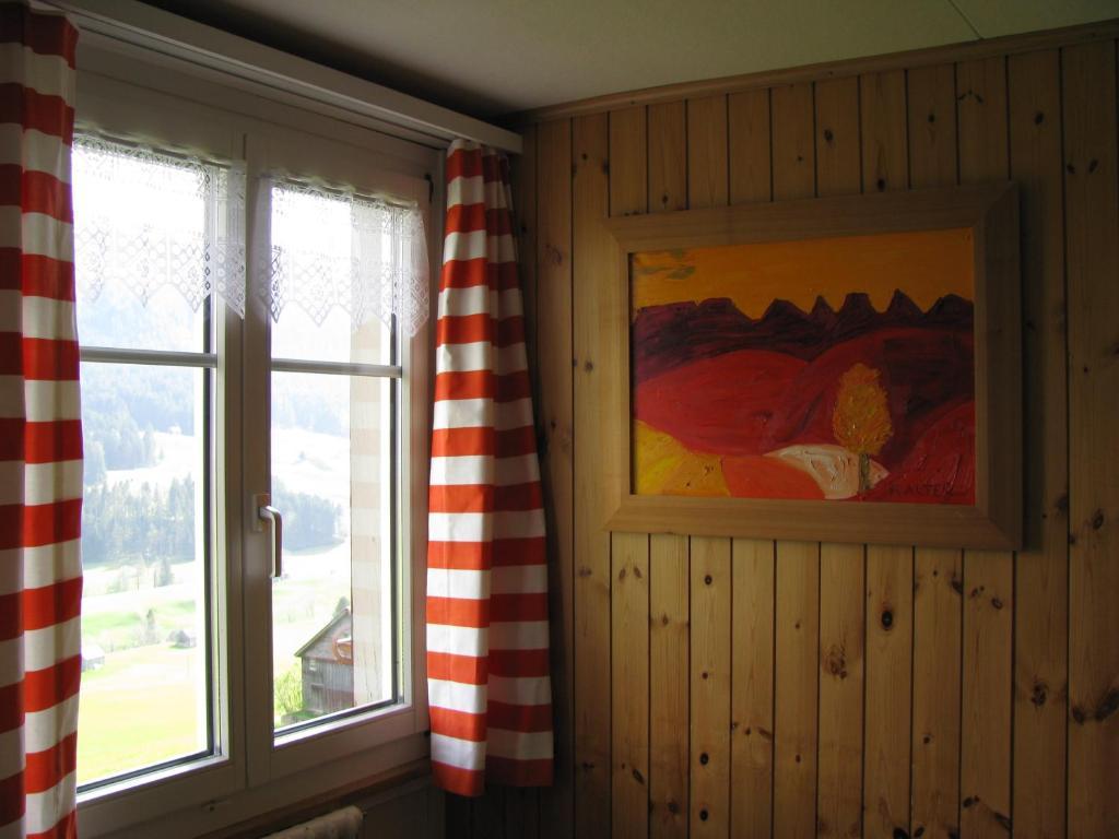 & Z'morgae Schoenenboden